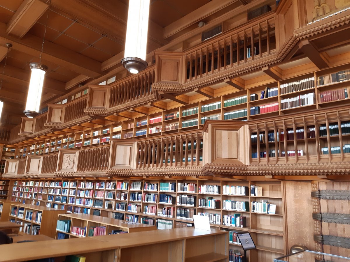 Image Blog: ‘Knowledge creates understanding’. Een week vertoeven in Leuvense bibliotheken